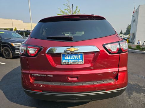 Used 2017 Chevrolet Traverse LT AWD/4WD image 6