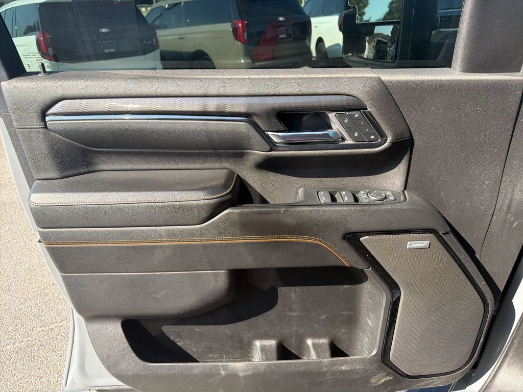 Used 2024 GMC Sierra 2500 AT4 w/ AT4 Premium Plus Package AWD/4WD image 36