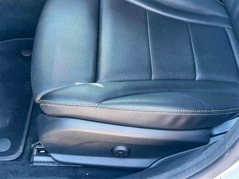 Used 2021 Mercedes-Benz C 300 Sedan image 15