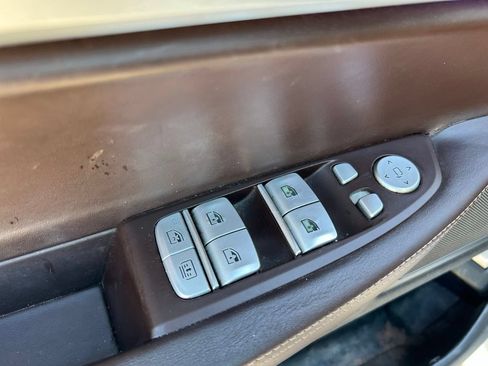Used 2016 BMW 750i RWD image 14