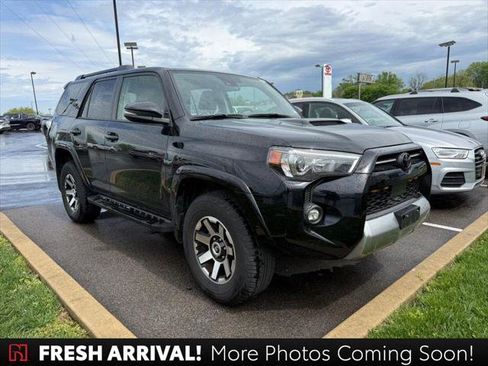 Certified 2023 Toyota 4Runner TRD Off-Road Premium w/ Moonroof Package image 1