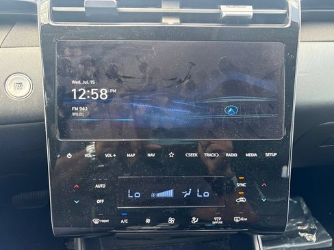 Used 2023 Hyundai Tucson Limited w/ Winter Package FWD image 23