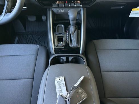 New 2026 Chevrolet Colorado W/T image 19