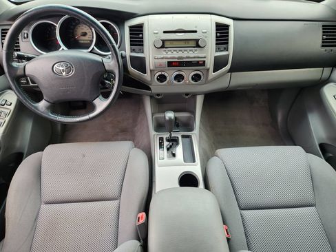 Used 2008 Toyota Tacoma PreRunner RWD image 9
