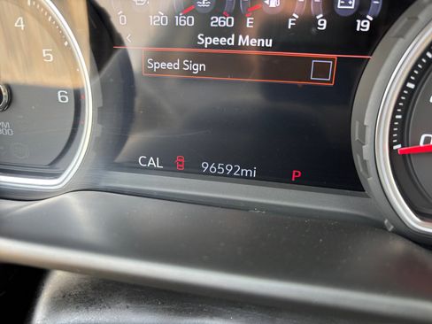 Used 2019 Chevrolet Silverado 1500 LTZ w/ LTZ Texas Edition image 11