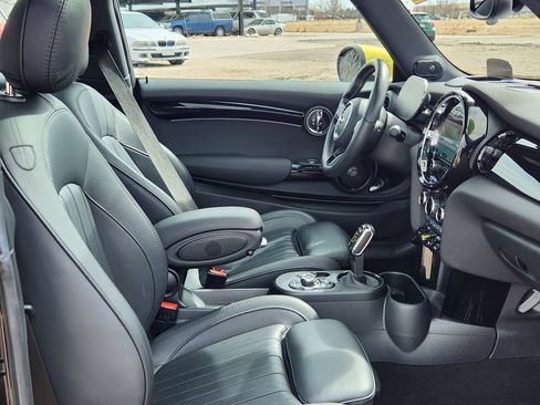Used 2022 MINI Cooper SE FWD image 15