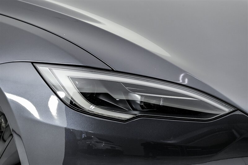 Used 2025 Tesla Model S Plaid AWD/4WD image 4