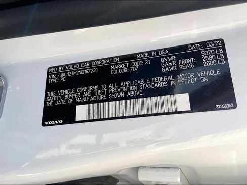 Used 2022 Volvo S60 B5 R-Design image 34