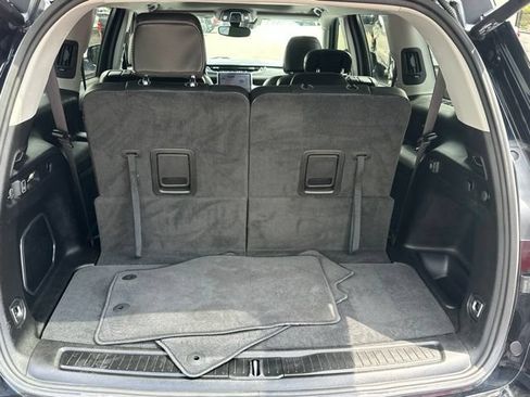 Used 2022 Jeep Grand Cherokee L Limited AWD/4WD image 13