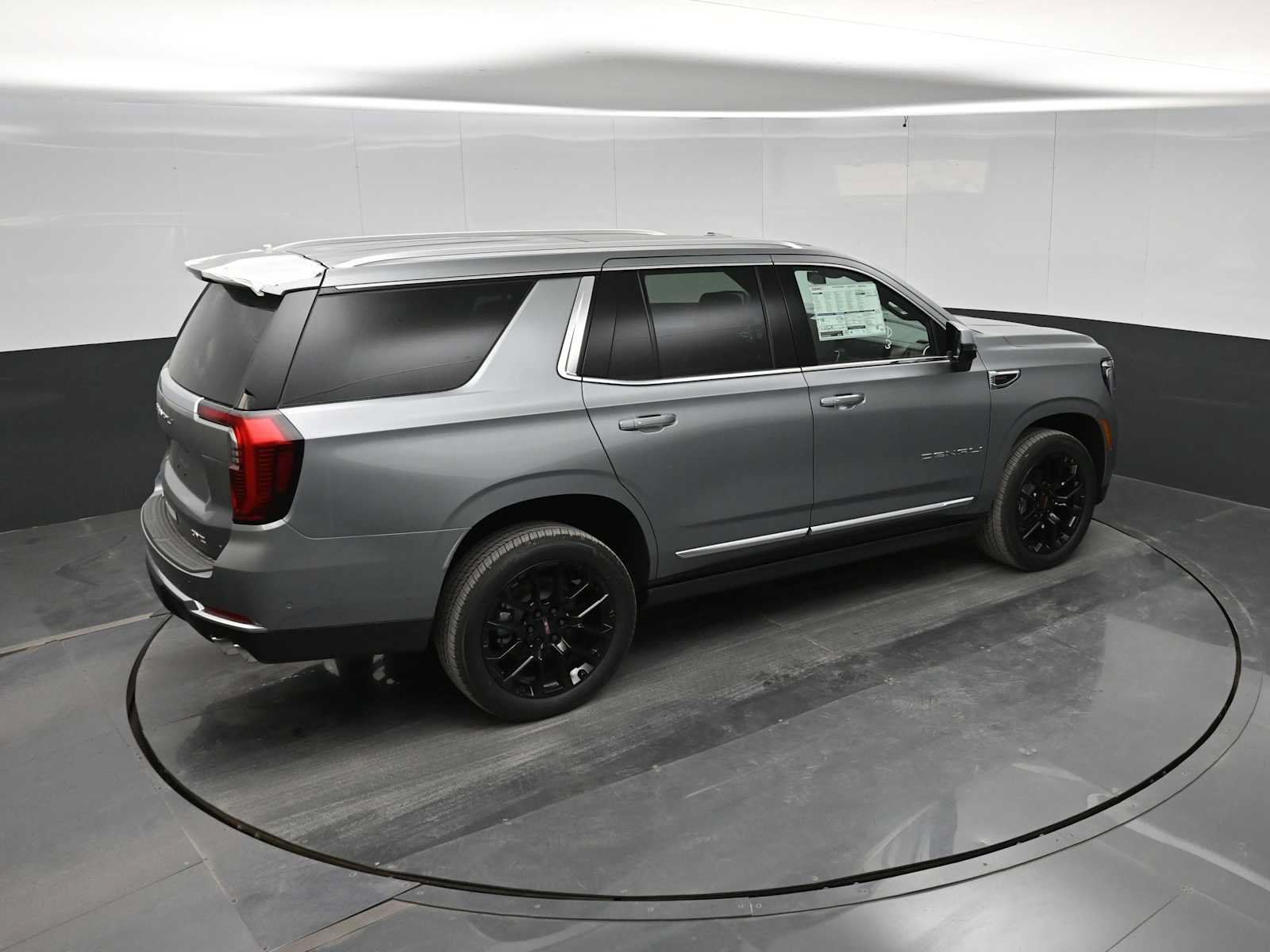 New 2026 GMC Yukon Denali w/ Sun & Power Step Package AWD/4WD image 32