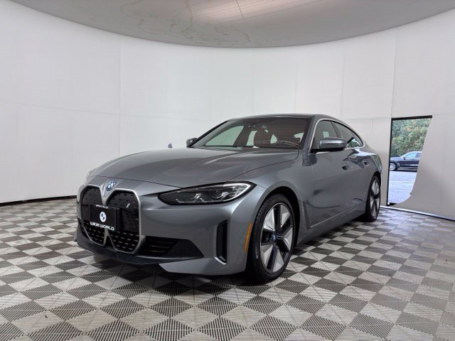 Used 2022 BMW i4 eDrive40 w/ Premium Package RWD image 3