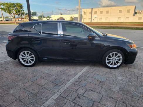 Used 2011 Lexus CT 200h Premium w/ Premium Audio Pkg image 8