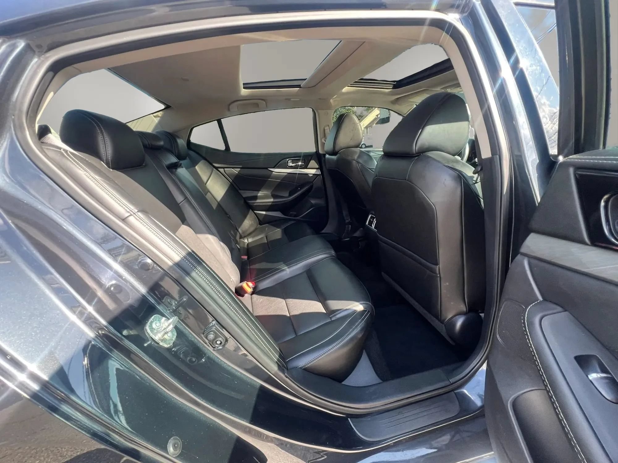 Used 2017 Nissan Maxima 3.5 SL FWD image 29