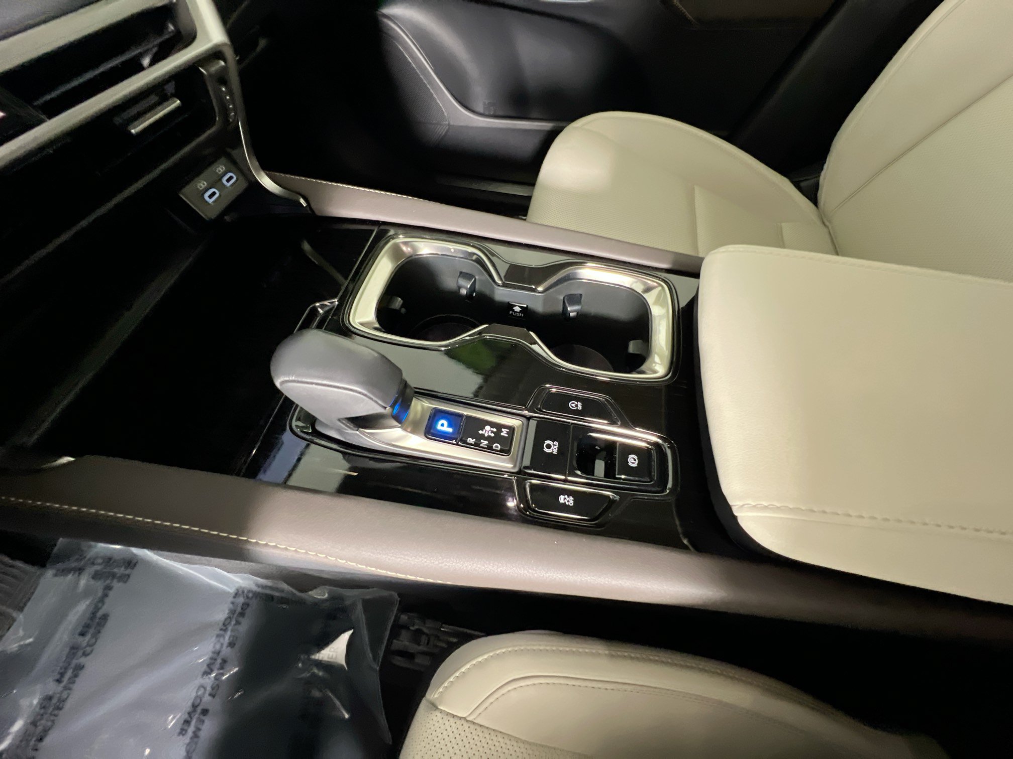 Used 2024 Lexus RX 350 FWD w/ Technology Package image 25