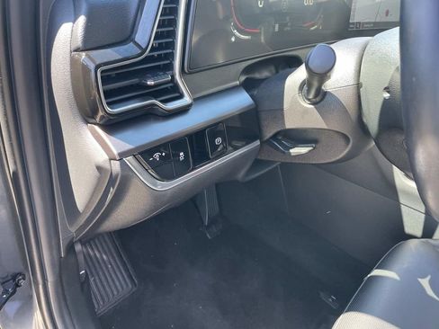 Used 2024 Kia Sportage EX AWD/4WD image 21