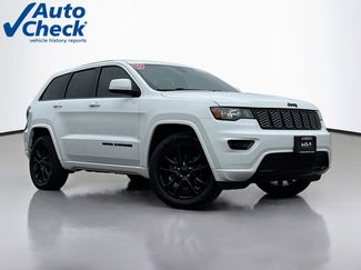 Used 2017 Jeep Grand Cherokee Altitude video 1