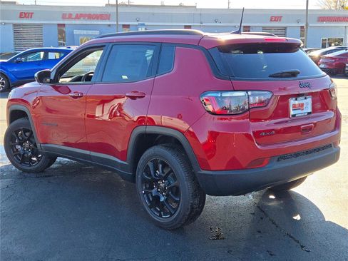 New 2026 Jeep Compass Latitude image 16