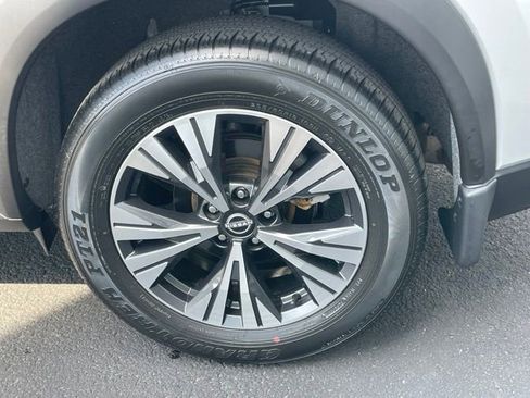 Certified 2023 Nissan Rogue SV AWD/4WD image 30