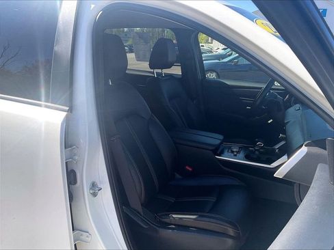 Used 2025 MAZDA CX-90 3.3 Turbo w/ Select Package AWD/4WD image 11