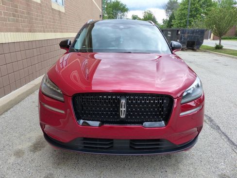 Used 2021 Lincoln Corsair AWD w/ Sport Package image 6