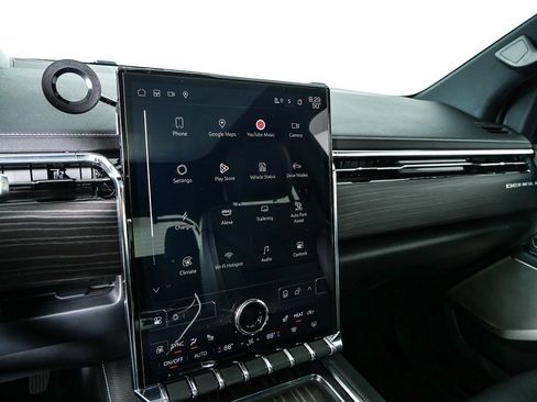 Used 2024 GMC Sierra EV Denali image 13