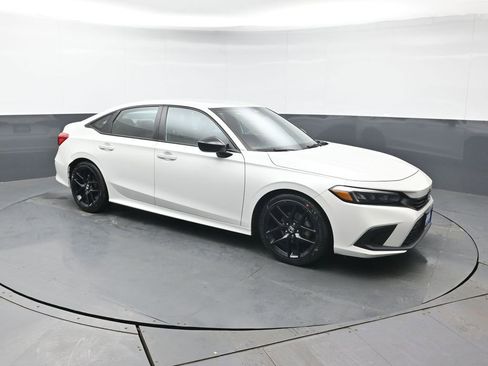 Certified 2023 Honda Civic Sport image 10