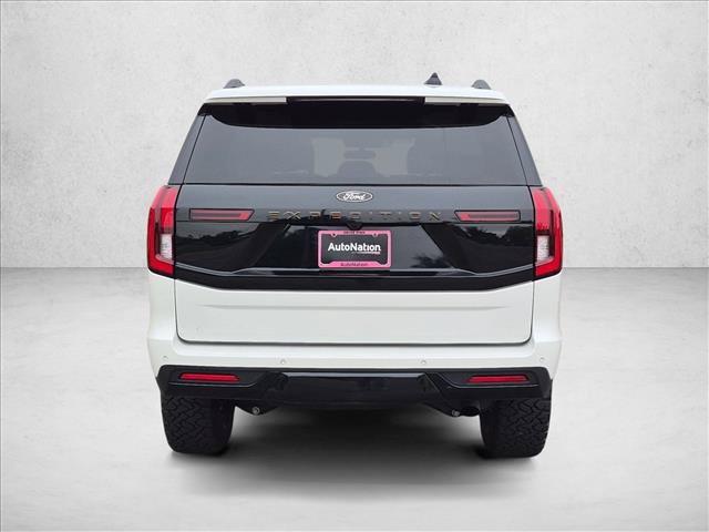 Used 2025 Ford Expedition Tremor AWD/4WD image 7
