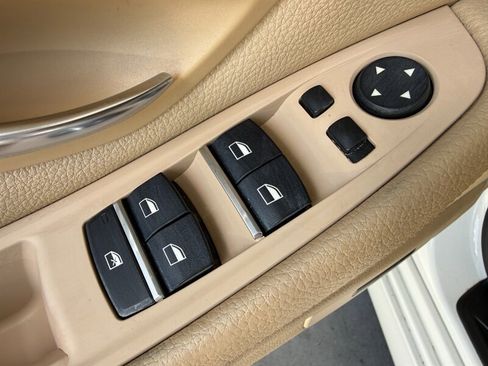 Used 2014 BMW 528i Sedan image 22