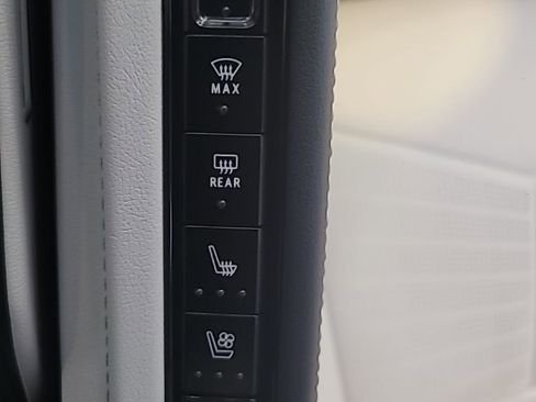 Certified 2025 Chevrolet Corvette Stingray Preferred Cpe w/ Z51 Performance Package image 23