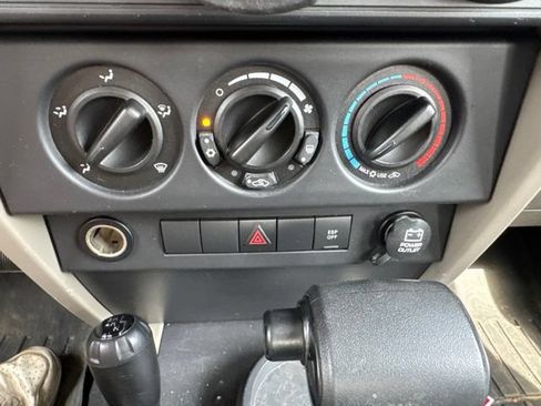 Used 2008 Jeep Wrangler X AWD/4WD image 17