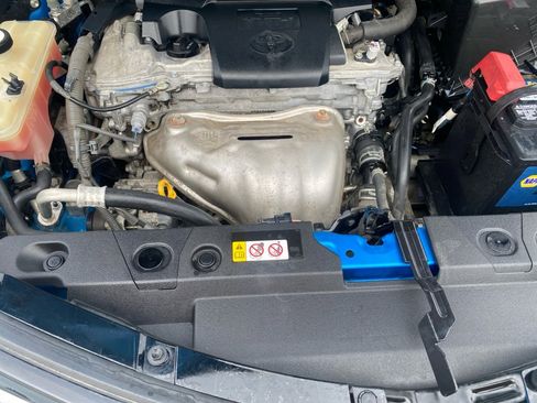 Used 2018 Toyota RAV4 XLE AWD/4WD image 20