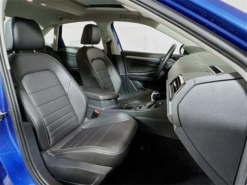 Used 2024 Volkswagen Jetta SE image 25