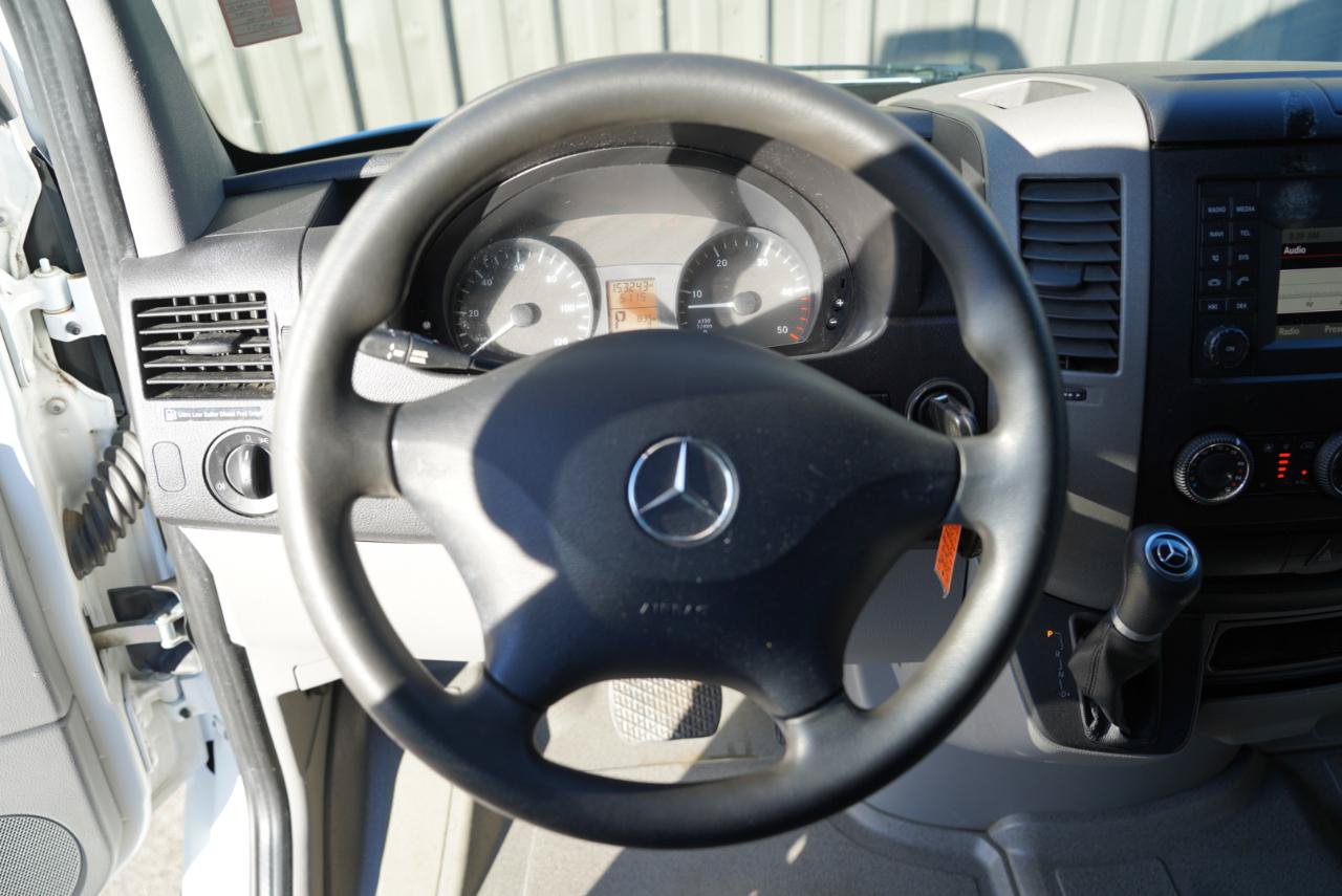 Used 2018 Mercedes-Benz Sprinter 2500 image 12