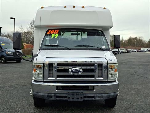 Used 2011 Ford E-350 and Econoline 350 Super Duty w/ Shuttle Bus Prep Pkg image 27