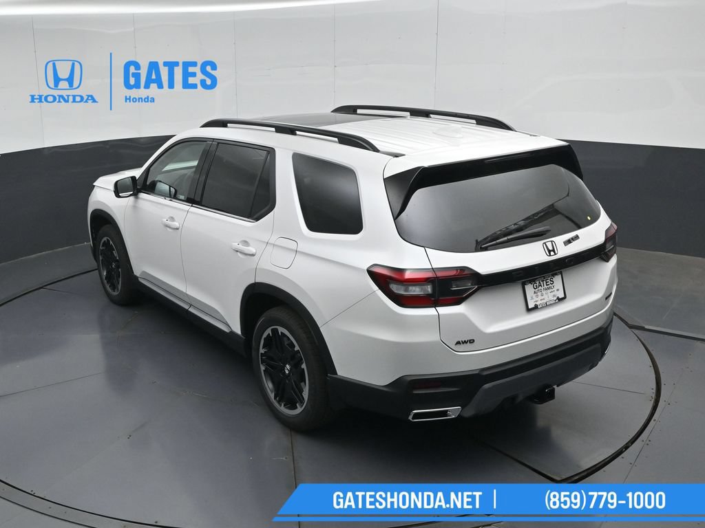 New 2026 Honda Pilot Touring image 54