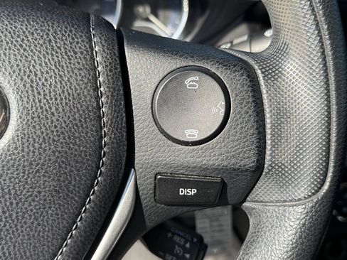 Used 2016 Toyota Corolla L image 20