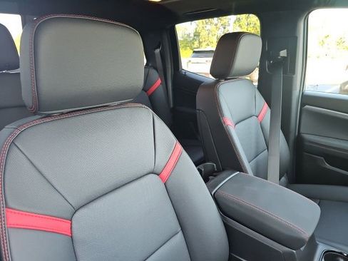 New 2026 Chevrolet Colorado Z71 w/ Technology Package image 30