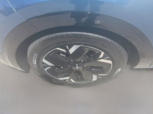 Used 2024 Kia Niro Wind FWD image 34