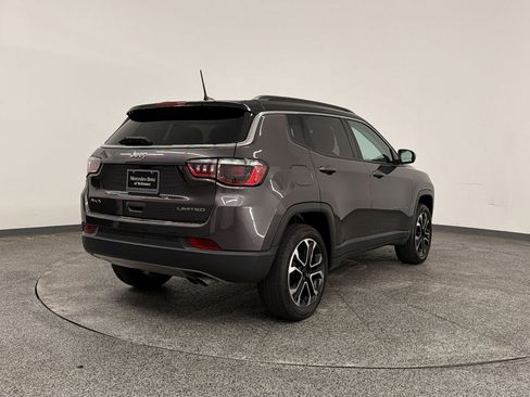 Used 2022 Jeep Compass Limited AWD/4WD image 8