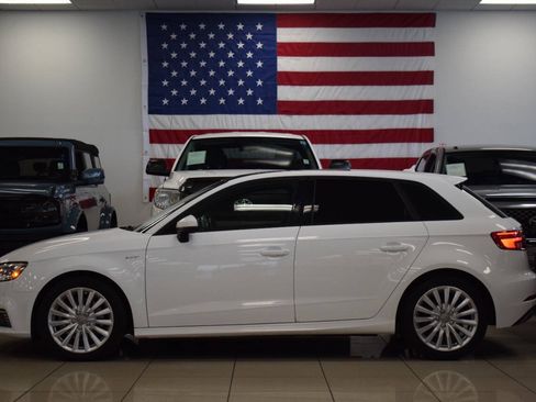 Used 2017 Audi A3 e-tron Premium FWD image 7