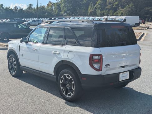 Used 2022 Ford Bronco Sport Outer Banks w/ Tech Package AWD/4WD image 6