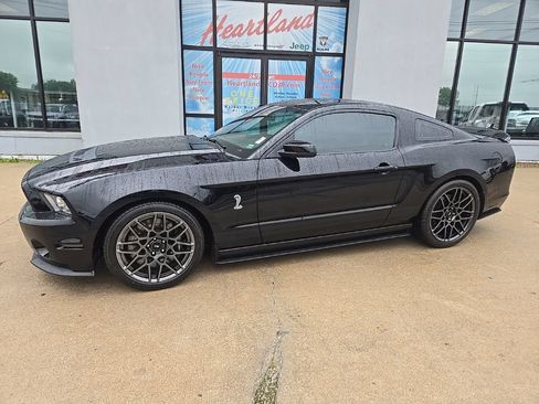 Used 2013 Ford Mustang Shelby GT500 RWD image 5