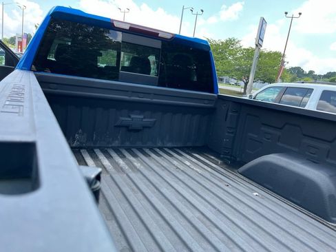 Used 2022 Chevrolet Silverado 1500 LTZ w/ LTZ Convenience Package II AWD/4WD image 26