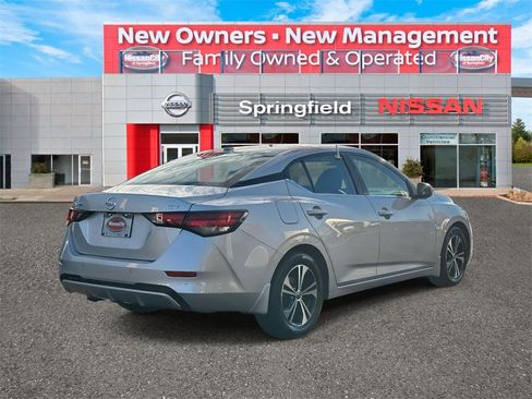 Certified 2022 Nissan Sentra SV image 5