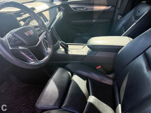 Used 2017 Cadillac XT5 Luxury AWD/4WD image 18