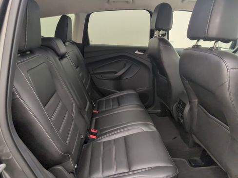 Used 2017 Ford Escape Titanium image 16