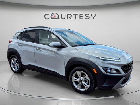 Certified 2022 Hyundai Kona SEL w/ Cargo Package FWD image 7