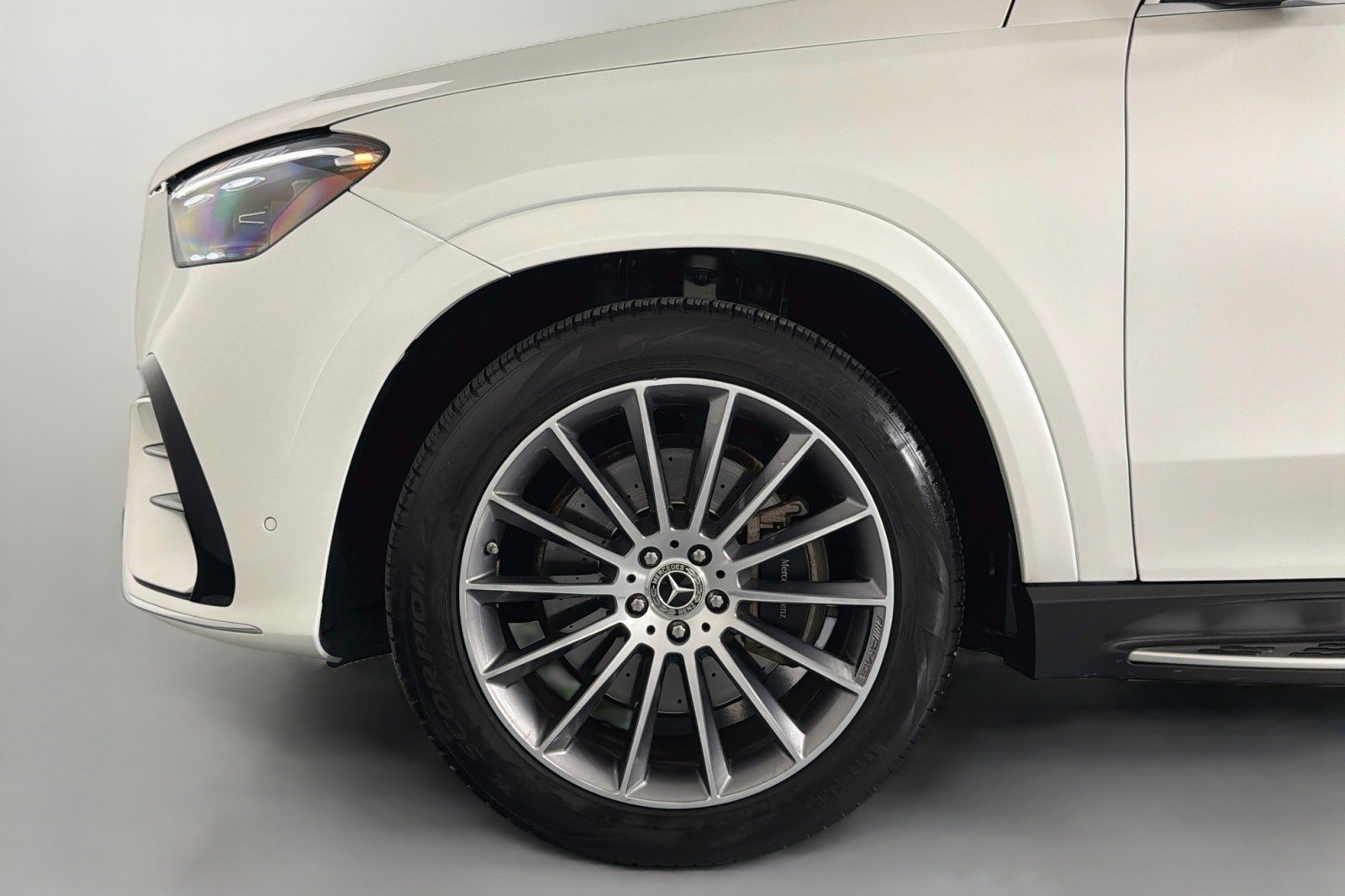 Certified 2024 Mercedes-Benz GLE 450e 4MATIC w/ AMG Line Exterior image 10