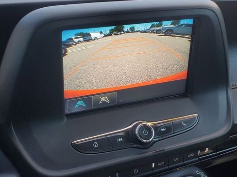 Used 2017 Chevrolet Camaro LT RWD image 14
