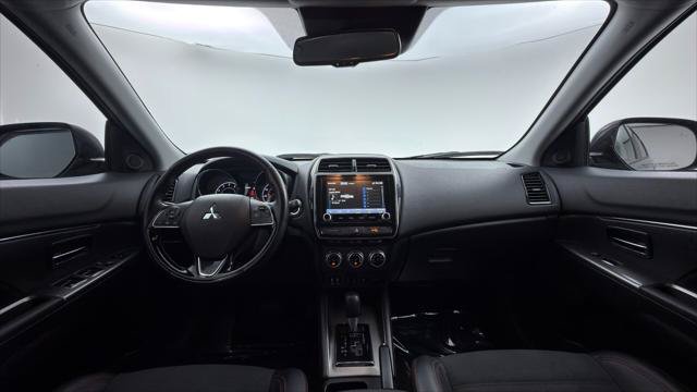 Used 2025 Mitsubishi Outlander Sport SE AWD/4WD image 23